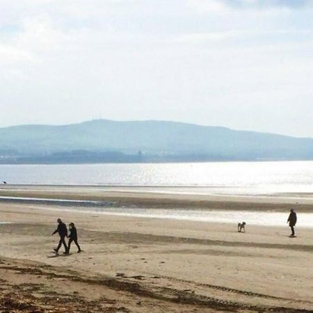 2 Bedroom Apartment On South Beach Road, Ayr Eksteriør billede